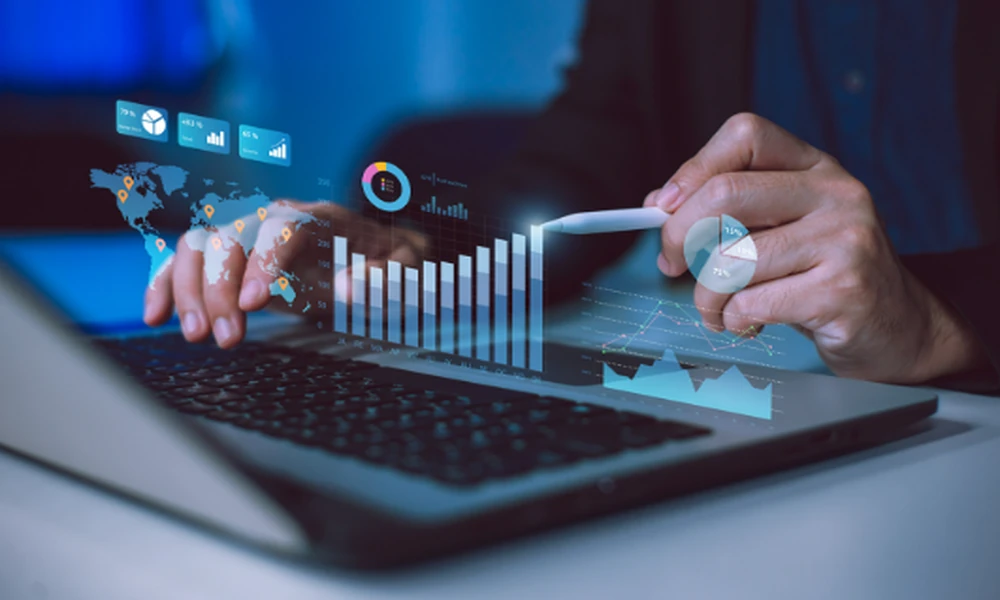 How Proactive IT Monitoring Reduces Risk and Downtime for Venture Capital Firms